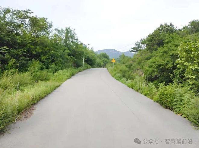 為什么無法在農(nóng)村道路實(shí)現(xiàn)自動駕駛？